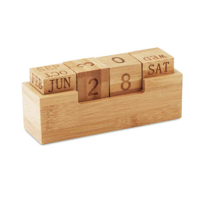 Calendario de madera para escritorio