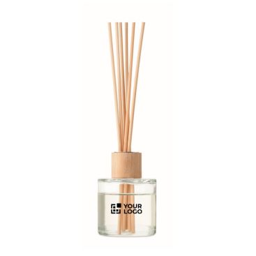 Elegante difusor de fragancia con olor a vainilla con detalle de bambú
