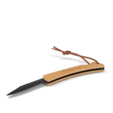 Navaja negra en herramienta plegable de bambú y cuerda para colgar vista principal