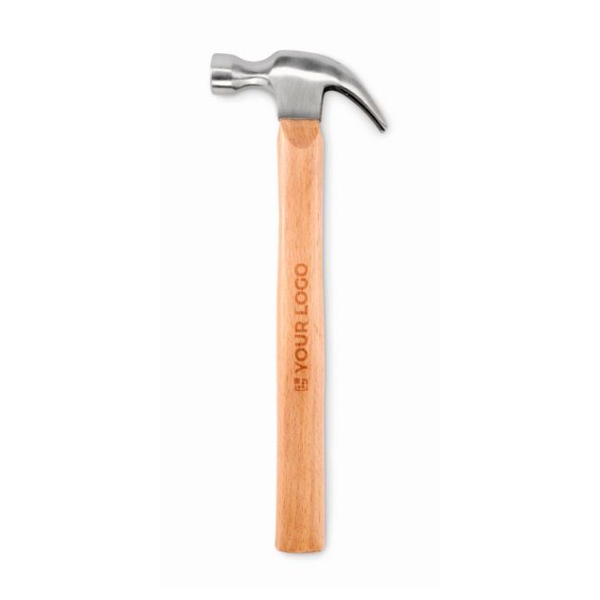 Clásico martillo de carpintero de madera y cabeza de acero