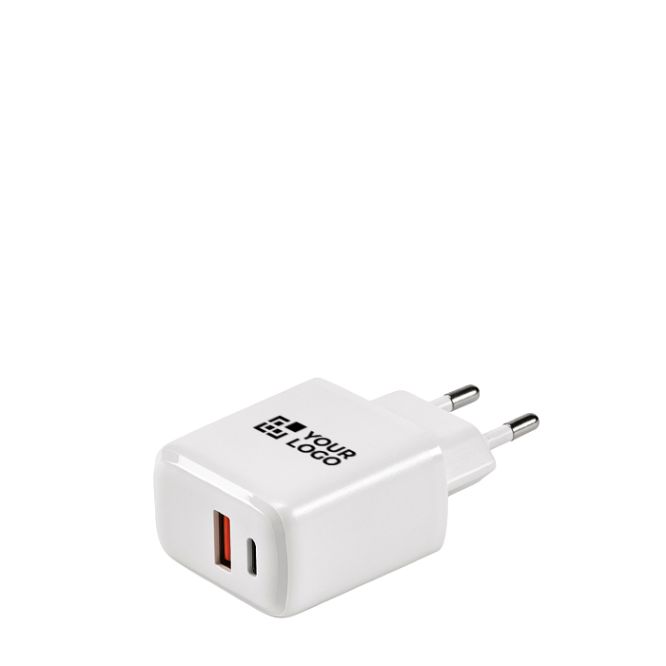 Cargador de pared de plástico reciclado con entradas USB-A y USB-C 20W