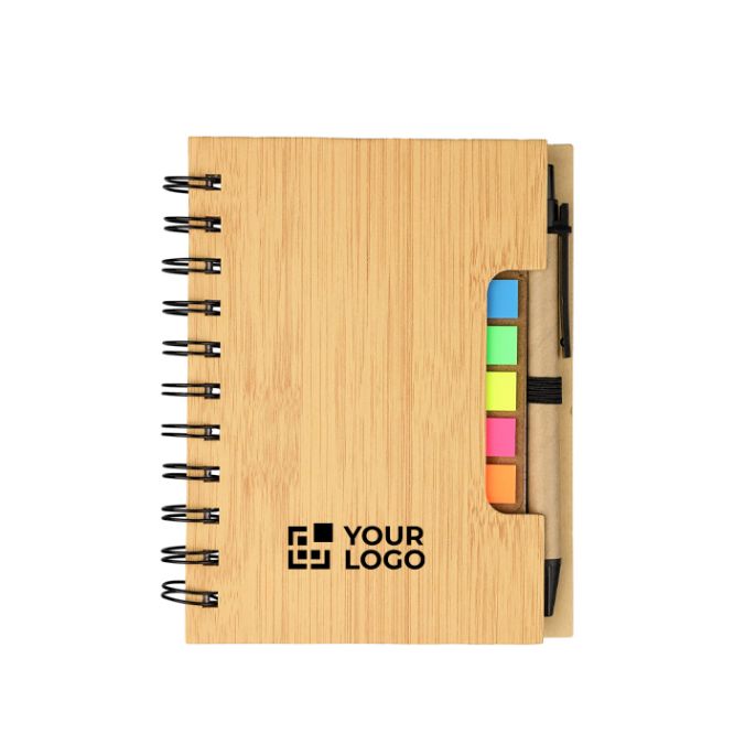 Libreta de bambú con notas adhesivas, bolígrafo y hojas a rayas