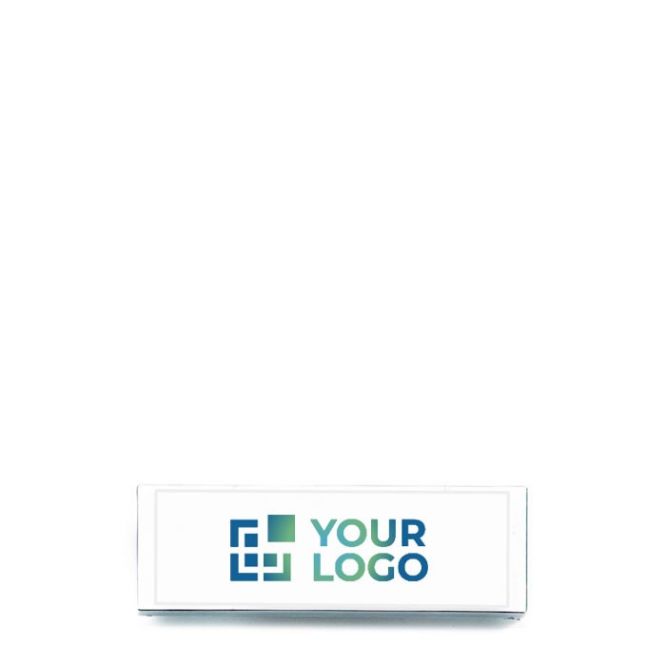 Identificador plateado con papel interior y cierre magnético color plateado vista de impresión