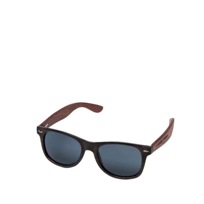 Gafas de sol con diseño retro hechas en parte de fibras de café