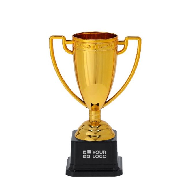 Trofeo dorado con 2 asas a los costados sobre una base negra