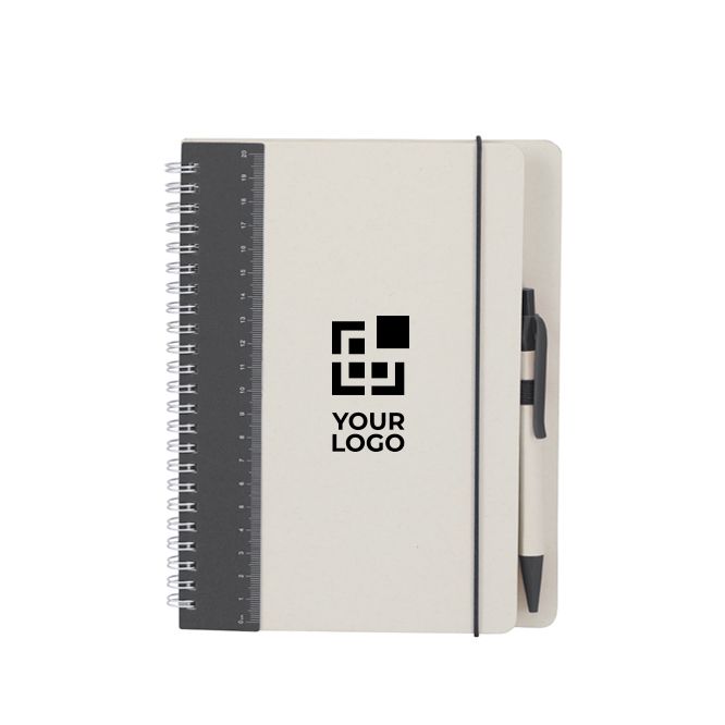 Libreta cartón reciclado con bolígrafo tinta azul y hojas a rayas A5