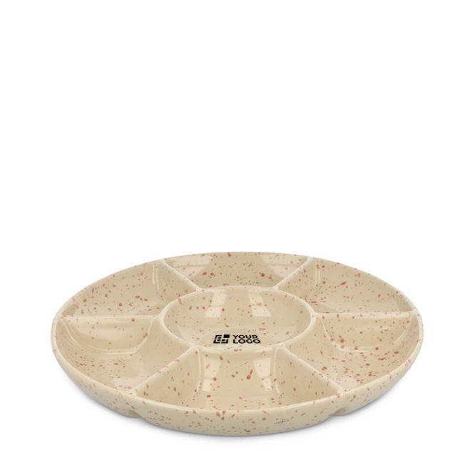 Plato de cerámica artesanal con diseño de salpicado Sagaform